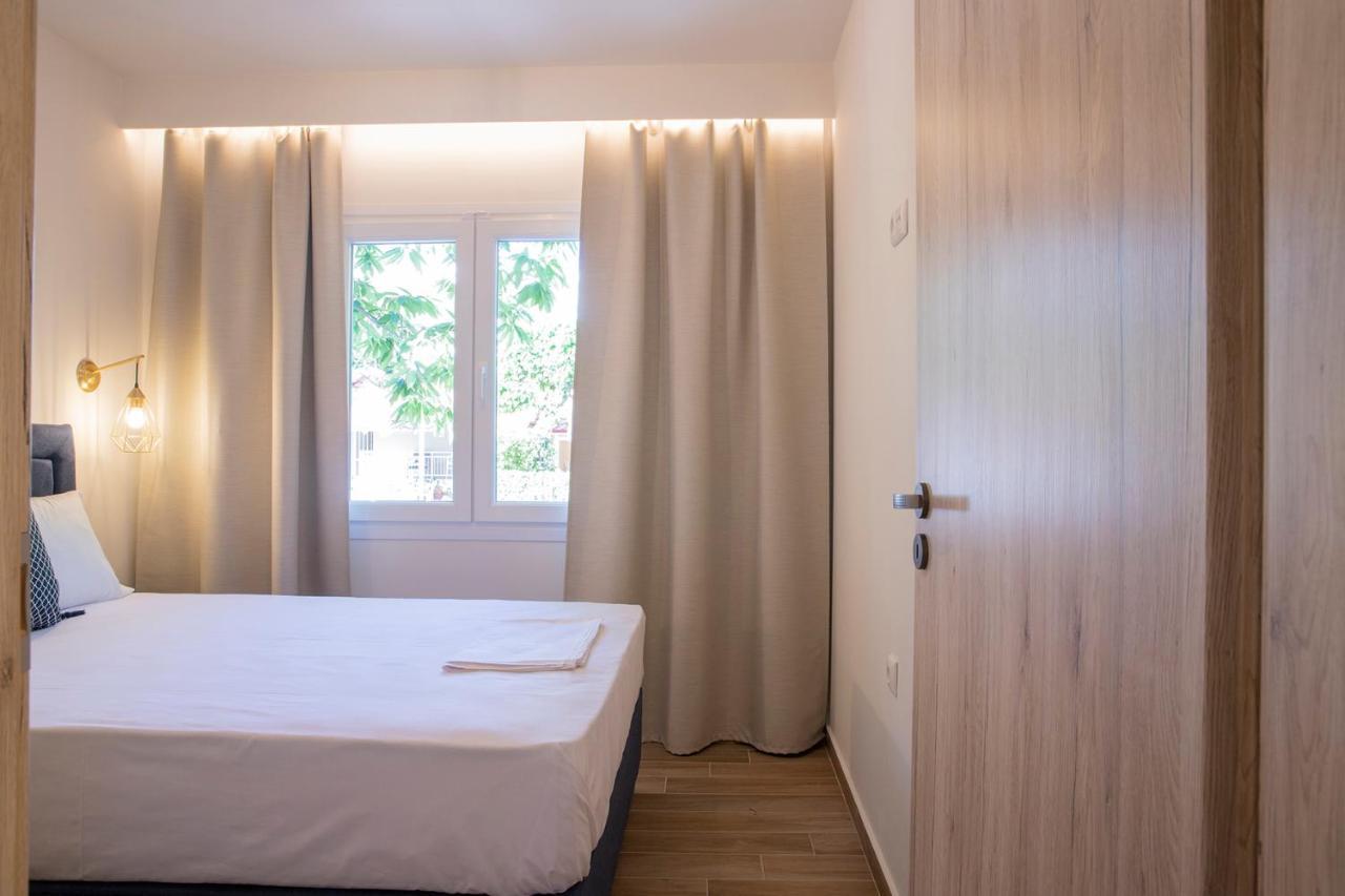 Elena Luxury Living Lägenhet Paralía Skotínis Exteriör bild
