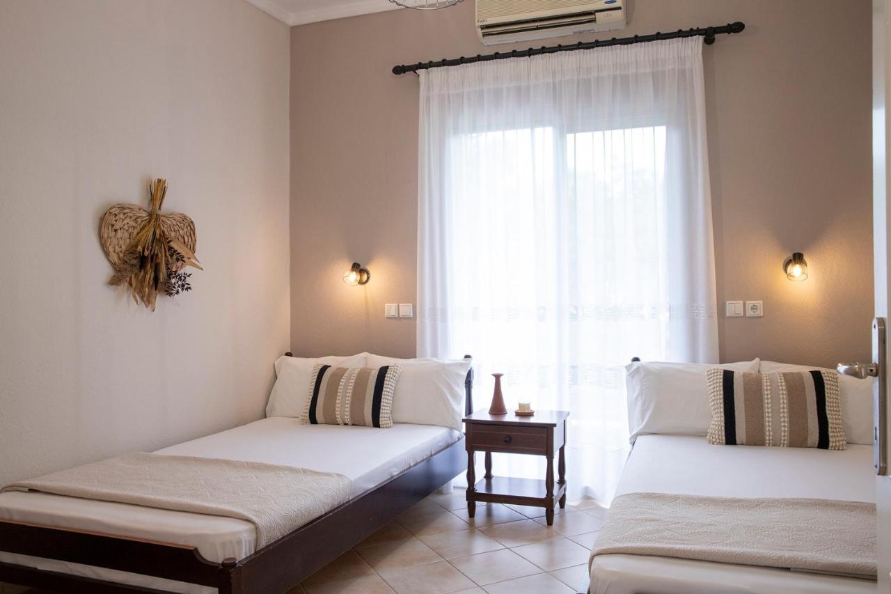 Elena Luxury Living Lägenhet Paralía Skotínis Exteriör bild