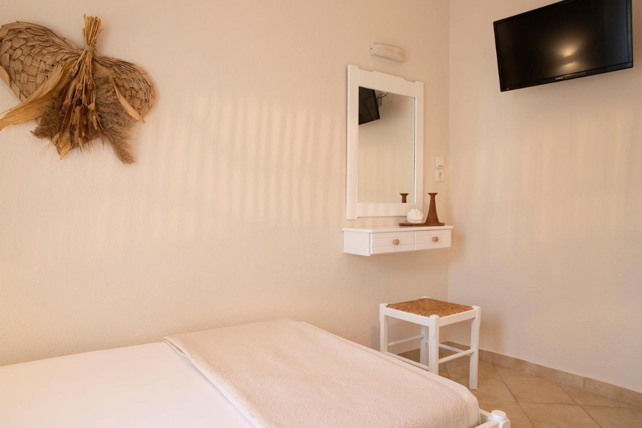 Elena Luxury Living Lägenhet Paralía Skotínis Exteriör bild