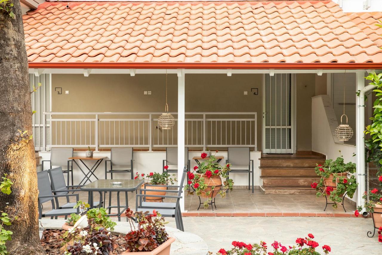 Elena Luxury Living Lägenhet Paralía Skotínis Exteriör bild